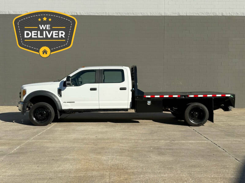 2019 Ford F-450 Super Duty Chassis Cab's photo