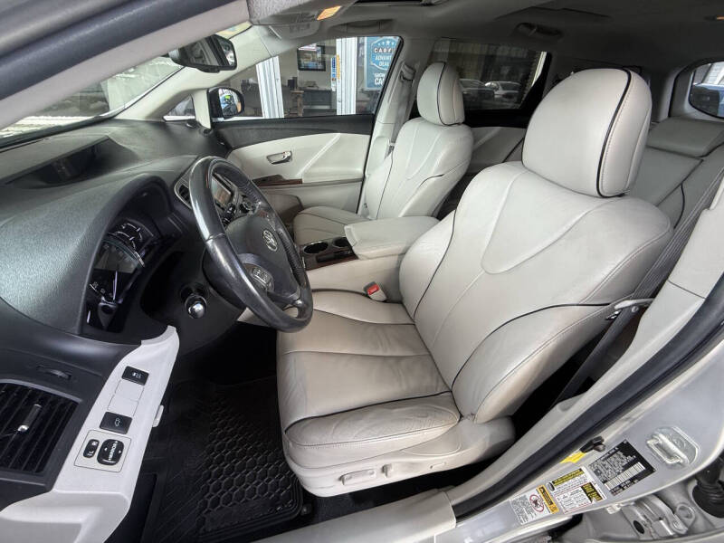 2011 Toyota Venza AWD V6