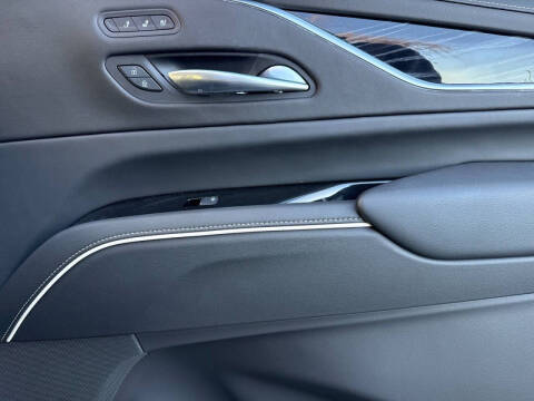 2022 Cadillac Escalade Sport