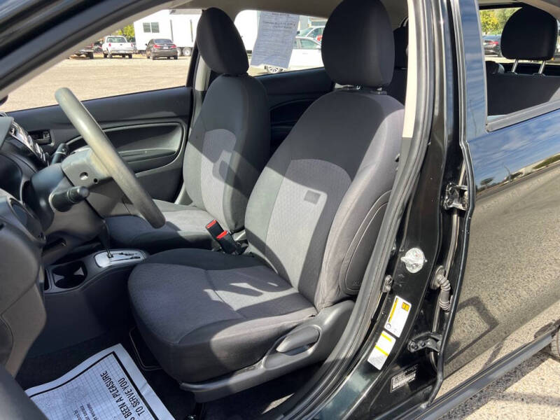 2017 Mitsubishi Mirage ES