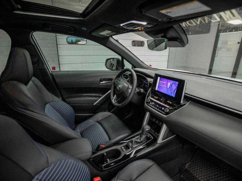 2025 Toyota Corolla Cross Hybrid