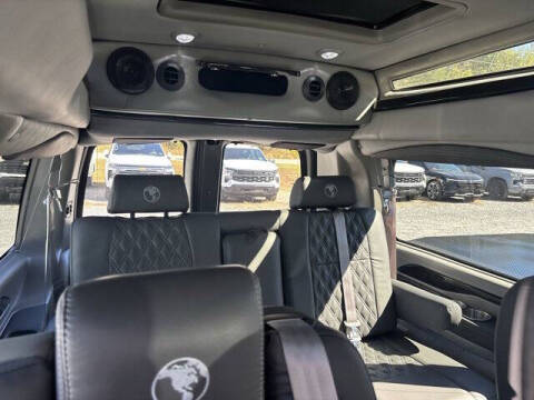 2025 Chevrolet Express 2500