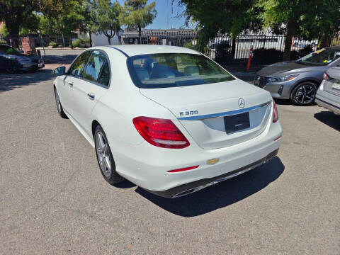 2017 Mercedes-Benz E-Class E 300