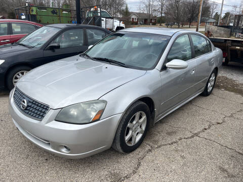 2005 Nissan Altima for sale at David Shiveley in Mount Orab OH