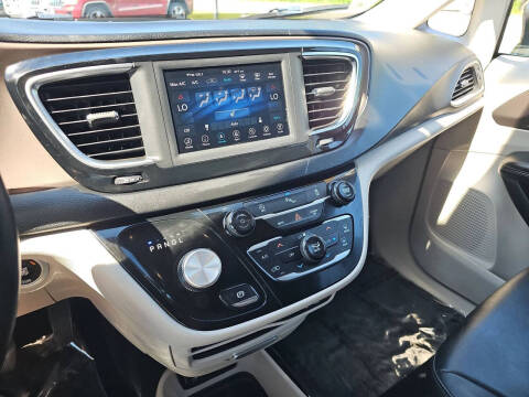 2018 Chrysler Pacifica Touring L