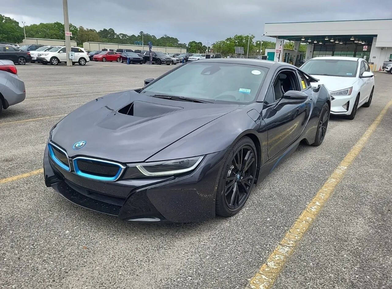 Sophisto Grey Metallic w/ BMW i Frozen Blue Accent 2014 BMW i8 Base AWD 2dr Coupe 1