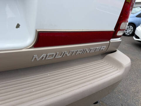 2001 Mercury Mountaineer