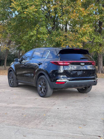 2022 Kia Sportage LX