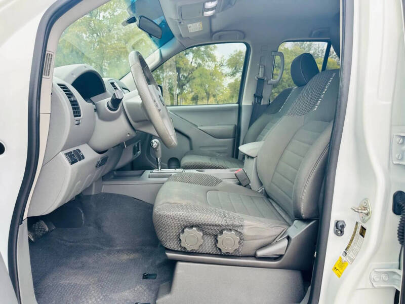 2019 Nissan Frontier Desert Runner