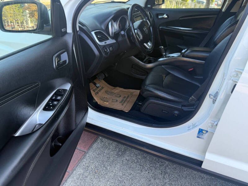 2013 Dodge Journey R/T