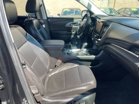 2020 Chevrolet Traverse RS