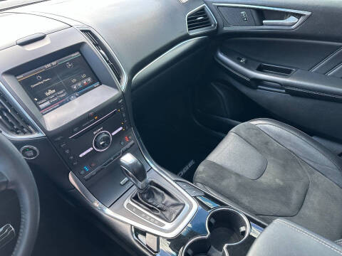 2015 Ford Edge Sport