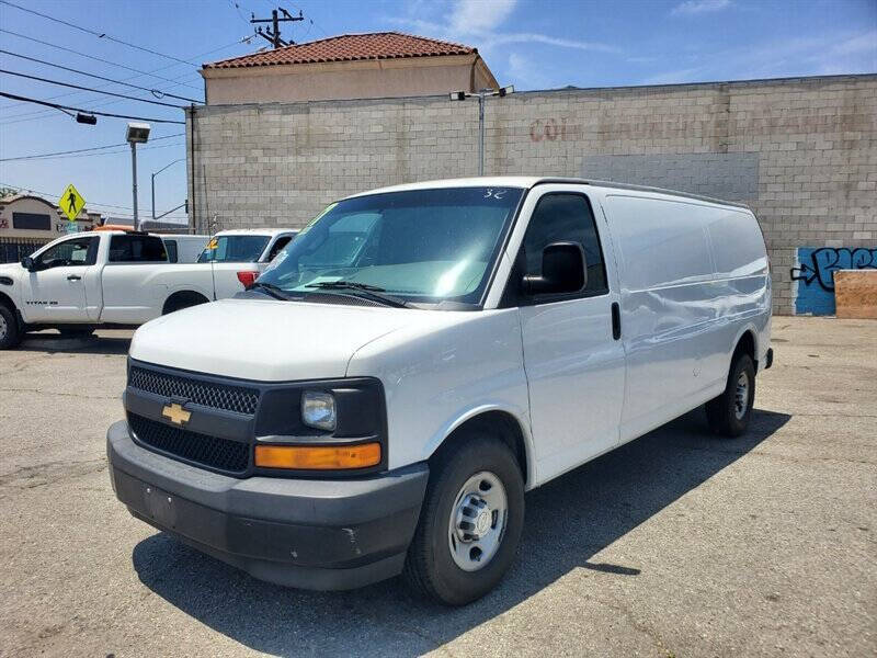 2017 Chevrolet Express 2500