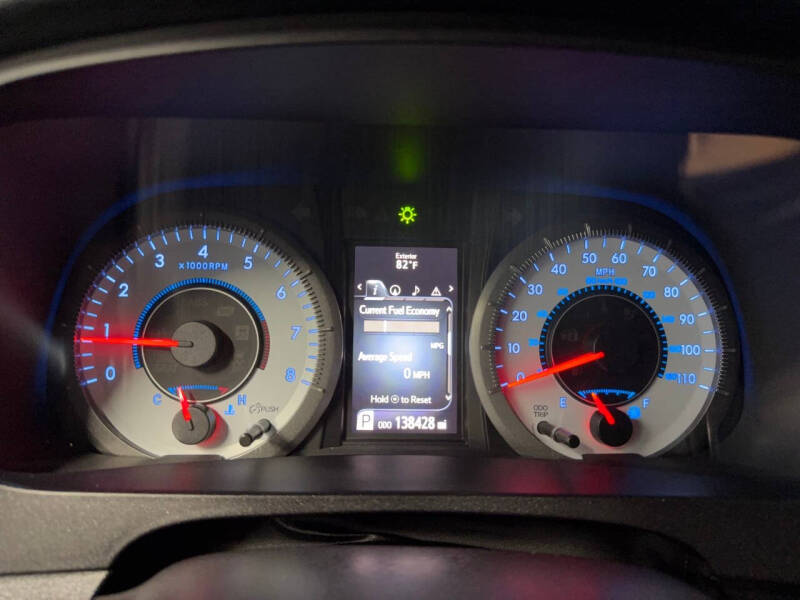 2016 Toyota Sienna SE 8-Passenger