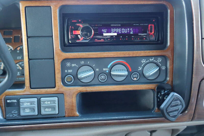 1999 GMC Suburban