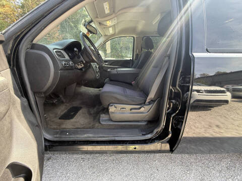 2010 Chevrolet Suburban LS