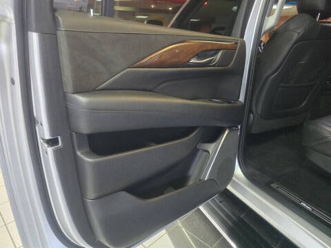 2017 Cadillac Escalade ESV Premium Luxury