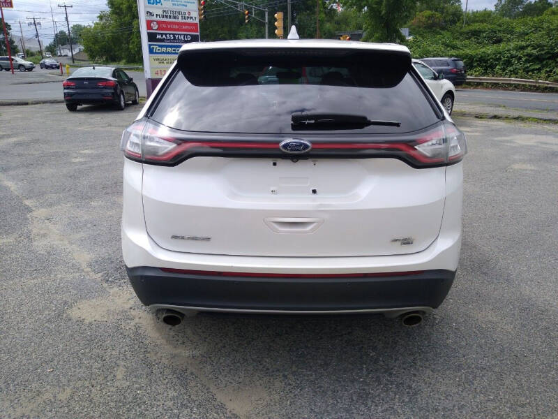 2015 Ford Edge SEL photo 6