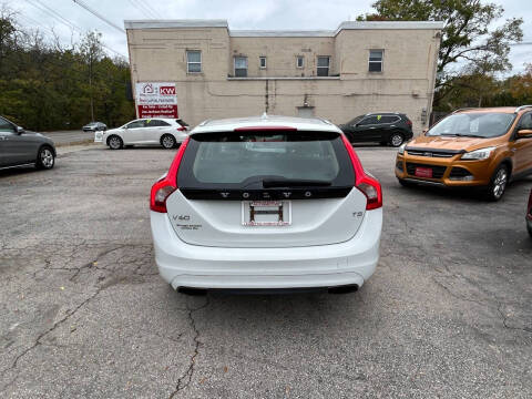 2015 Volvo V60 T5 Drive-E Premier