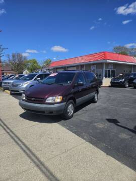 2000 Toyota Sienna for sale at THE PATRIOT AUTO GROUP LLC in Elkhart IN