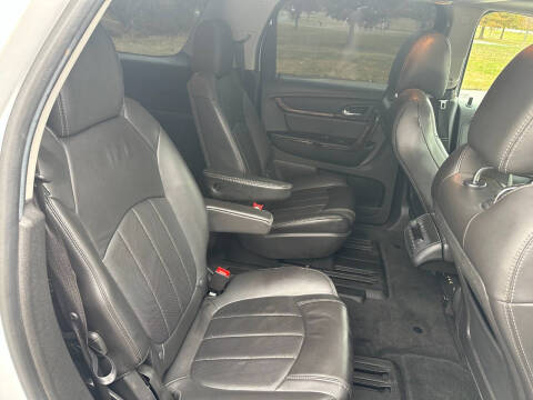 2016 GMC Acadia Denali