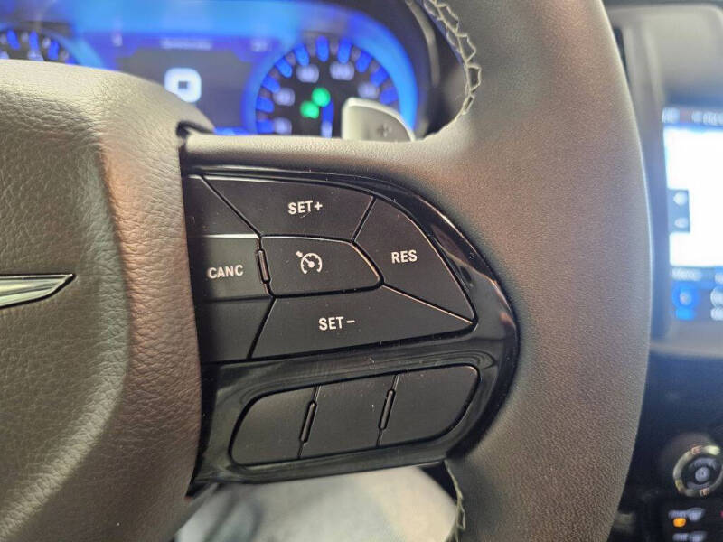 2023 Chrysler 300 S V6