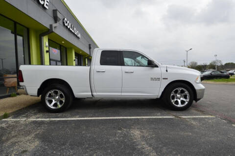 2017 RAM 1500 SLT