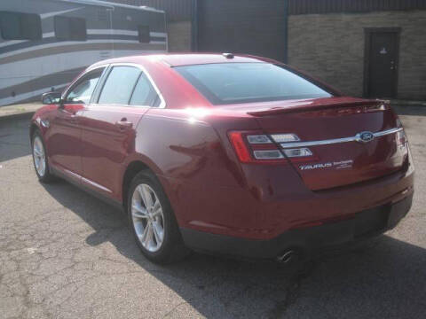 2014 Ford Taurus SEL