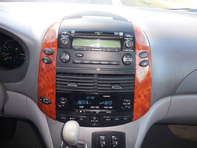 2006 Toyota Sienna XLE 7 Passenger