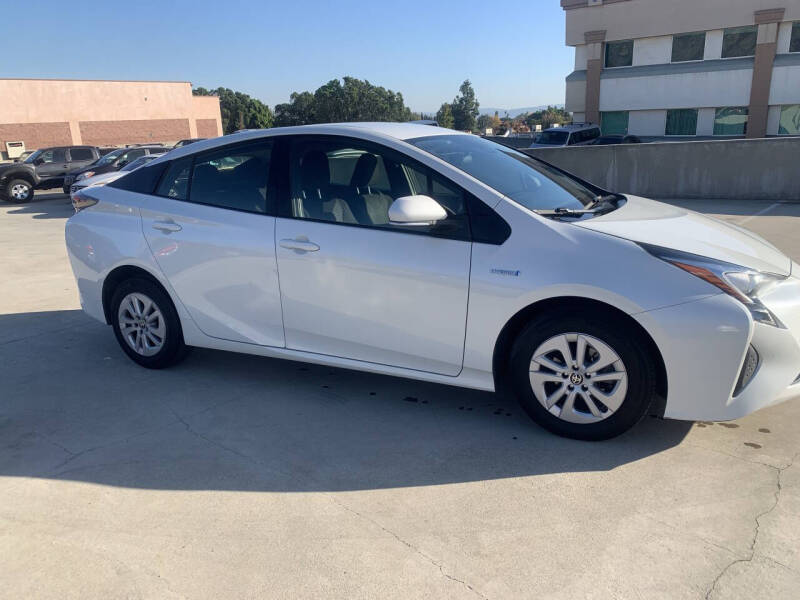 2017 Toyota Prius One