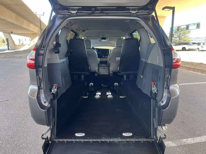 2020 Toyota Sienna L 7-Passenger