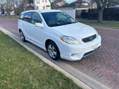 2008 Toyota Matrix for sale at RIVER AUTO SALES CORP in Maywood IL
