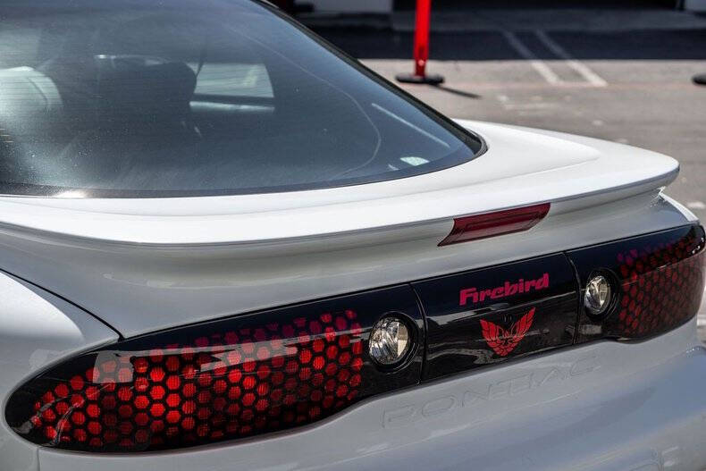2002 Pontiac Firebird
