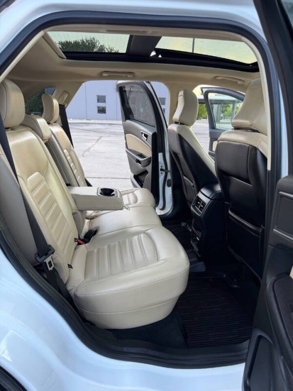 2022 Ford Edge SEL