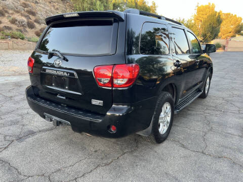 2017 Toyota Sequoia SR5