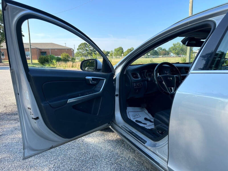 2015 Volvo V60 T5 Drive-E Premier