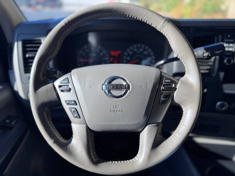 2016 Nissan NV 3500 HD SL