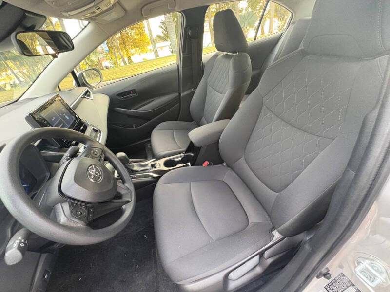 2022 Toyota Corolla Hybrid LE