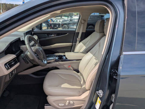 2022 Lincoln Nautilus Standard