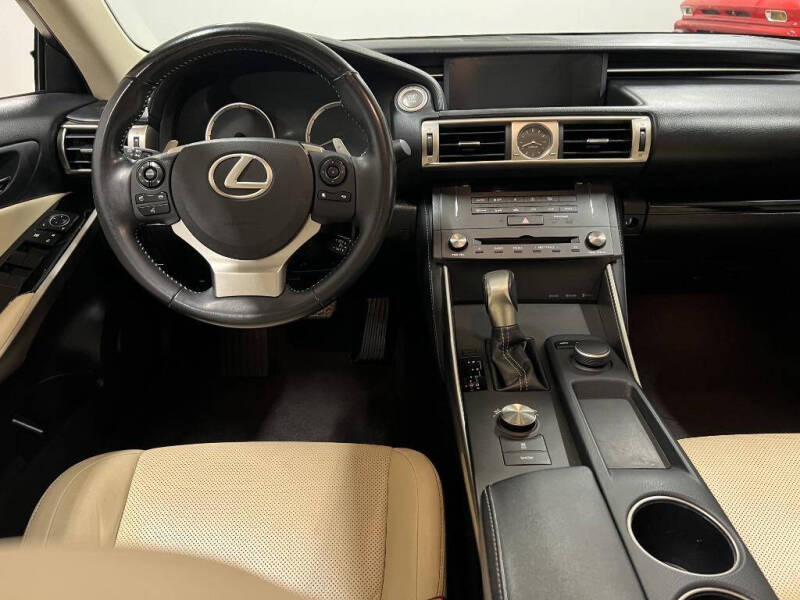 2015 Lexus IS 250
