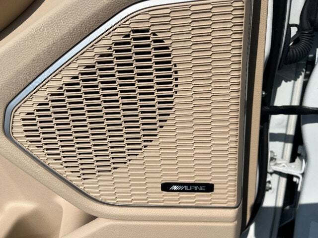 2022 Jeep Grand Cherokee 49