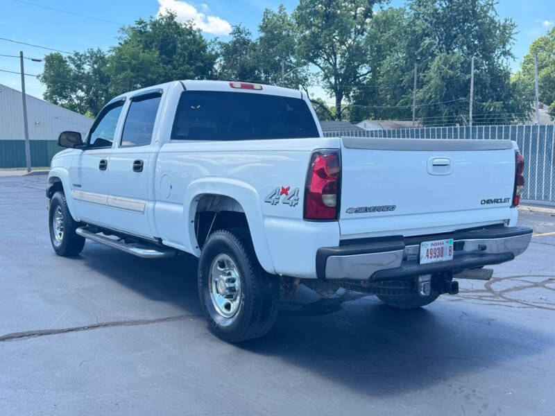 2004 Chevrolet Silverado 2500HD LS