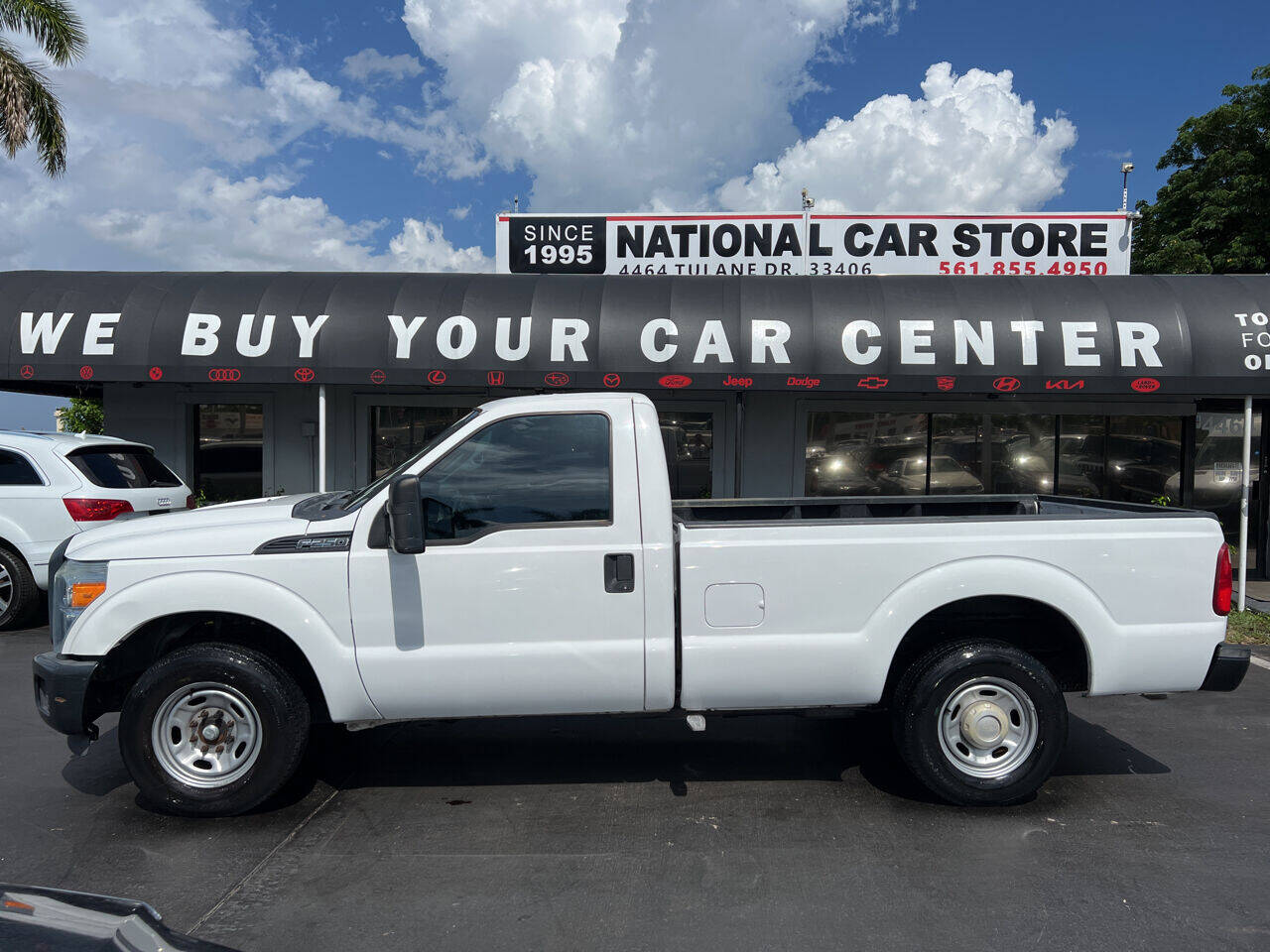 2016 Ford F-250 Super Duty  - $16,900