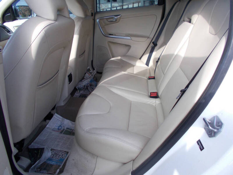 2015 Volvo XC60 T5 Premier