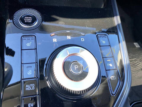 2025 Kia Niro Plug-In Hybrid EX