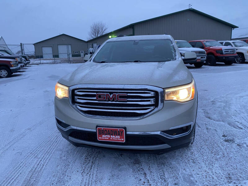 2017 GMC Acadia SLT-1