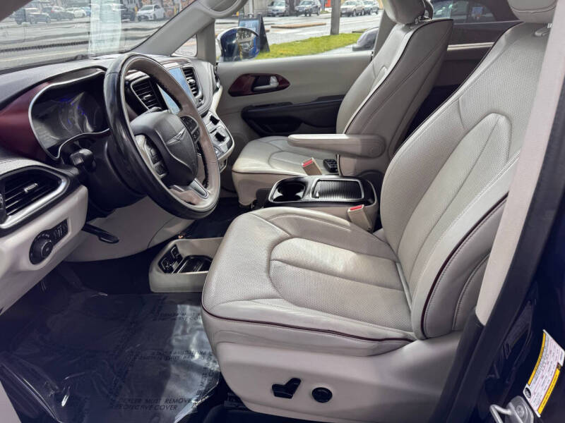 2017 Chrysler Pacifica Limited