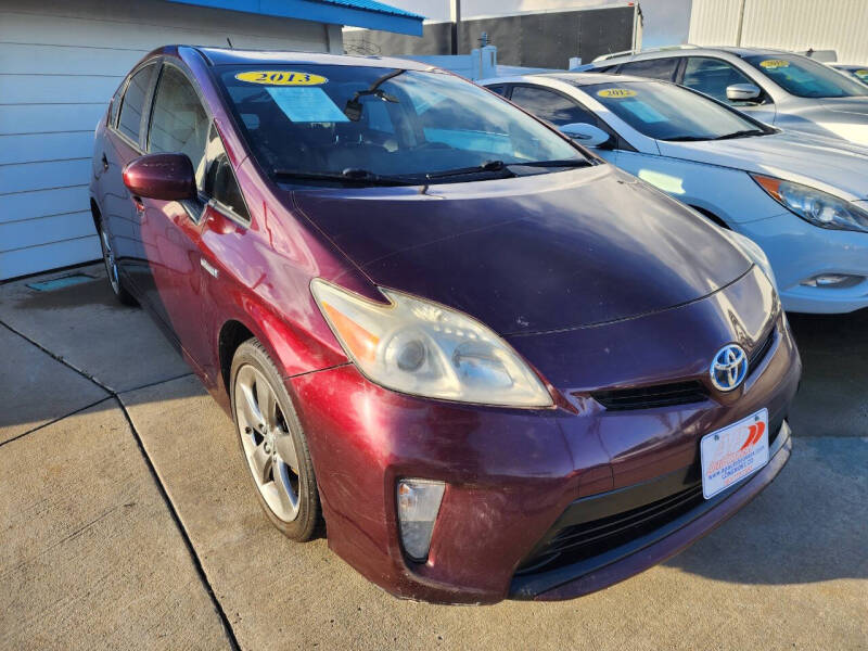 2013 Toyota Prius Three's photo