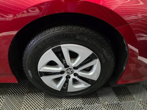 2017 Toyota Prius Three