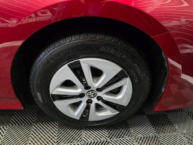 2017 Toyota Prius Three